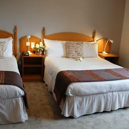 Ferryport House 3*