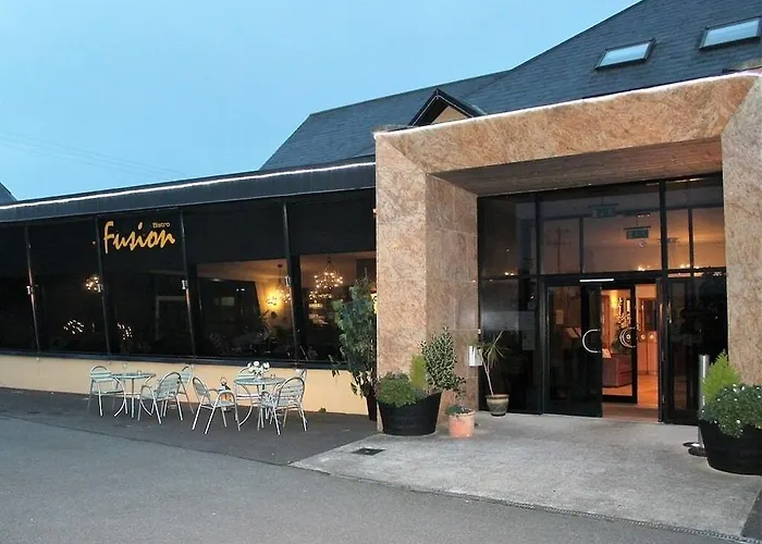 Alojamento de Acomodação e Pequeno-almoço Ferryport House 3*