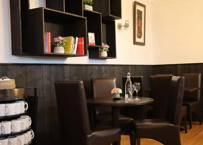 Alojamento de Acomodação e Pequeno-almoço Ferryport House