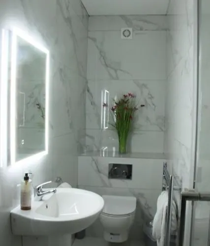 Ferryport House Alojamento de Acomodação e Pequeno-almoço Rosslare Harbour